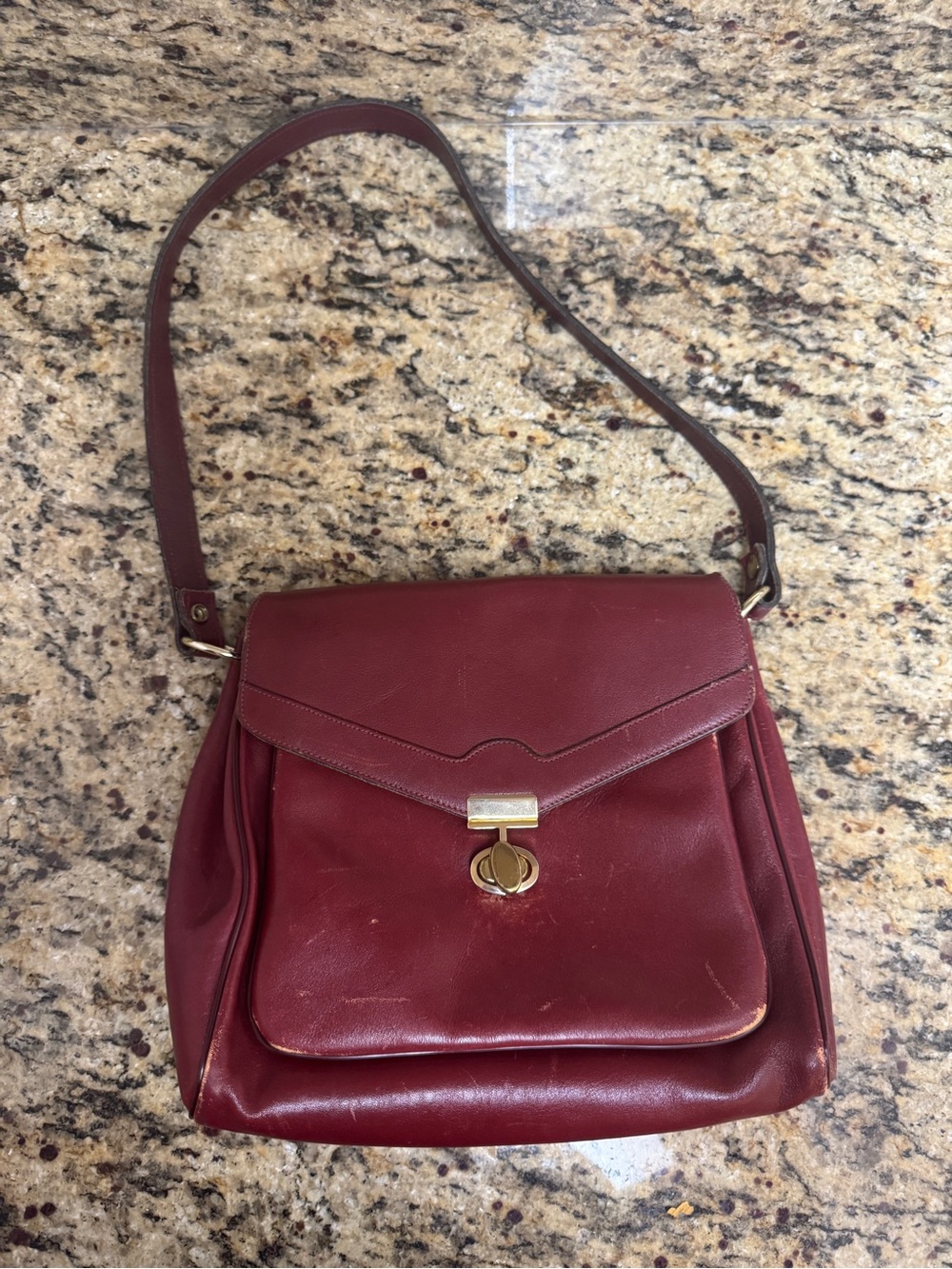 Vintage Leather Shoulder Bag - Burgundy